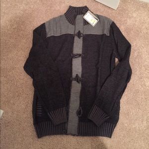 Men's toggle closure gray cardigan